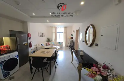 Apartment - 1 Bedroom - 2 Bathrooms for rent in Binghatti Avenue - Al Jaddaf - Dubai