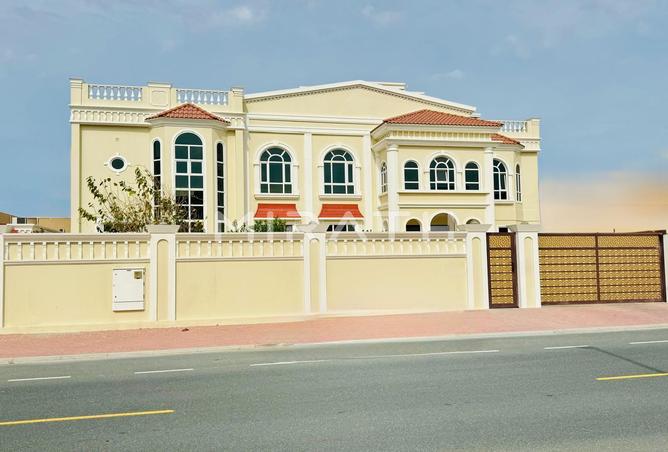 Villa - 7 Bedrooms - 7+ Bathrooms for rent in Al Barsha South 1 - Al Barsha South - Al Barsha - Dubai