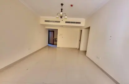 Apartment - 2 Bedrooms - 3 Bathrooms for rent in Hajar Building - Muwaileh Commercial - Sharjah