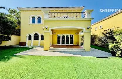 Villa - 3 Bedrooms - 5 Bathrooms for rent in Legacy - Jumeirah Park - Dubai