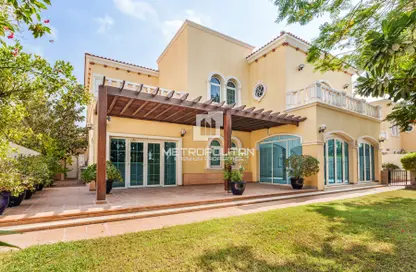 Villa - 5 Bedrooms - 5 Bathrooms for rent in Legacy - Jumeirah Park - Dubai