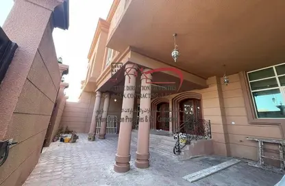 Villa - 5 Bedrooms - 6 Bathrooms for rent in Al Mushrif - Abu Dhabi