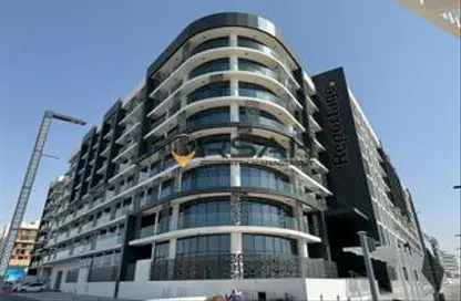 Apartment - 3 Bedrooms - 3 Bathrooms for sale in The Gate - Masdar City - Abu Dhabi