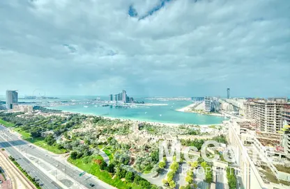 Apartment - 2 Bedrooms - 3 Bathrooms for sale in Avani Palm View Hotel  and  Suites - Dubai Media City - Dubai