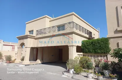 Apartment - 4 Bedrooms - 6 Bathrooms for rent in Al Wasl - Dubai