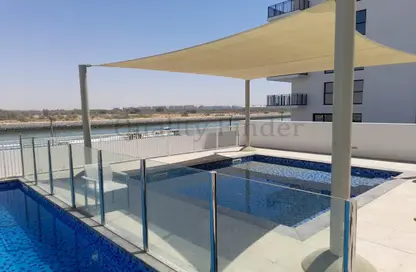 Apartment - 1 Bathroom for rent in Waters Edge - Yas Island - Abu Dhabi