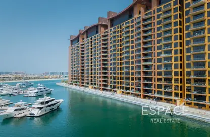 Apartment - 2 Bedrooms - 3 Bathrooms for sale in Marina Residences 6 - Marina Residences - Palm Jumeirah - Dubai