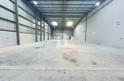 Warehouse - Studio - 1 Bathroom for rent in Jebel Ali Industrial 1 - Jebel Ali Industrial - Jebel Ali - Dubai