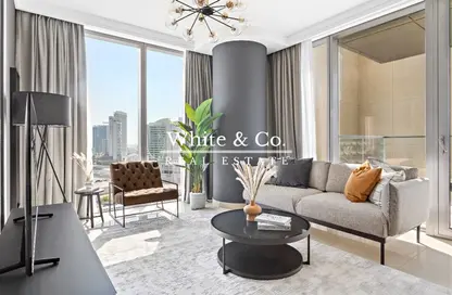 Apartment - 1 Bedroom - 2 Bathrooms for sale in Boulevard Point - Downtown Dubai - Dubai