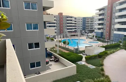 Apartment - 3 Bedrooms - 4 Bathrooms for sale in Tower 31 - Al Reef Downtown - Al Reef - Abu Dhabi