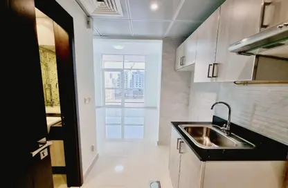 Apartment - 1 Bathroom for rent in Jumeirah Garden City - Al Satwa - Dubai