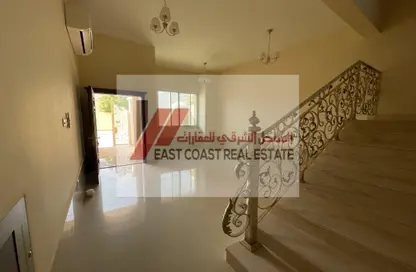 Stairs image for: Villa - 4 Bedrooms - 4 Bathrooms for rent in Al Faseel - Fujairah, Image 1