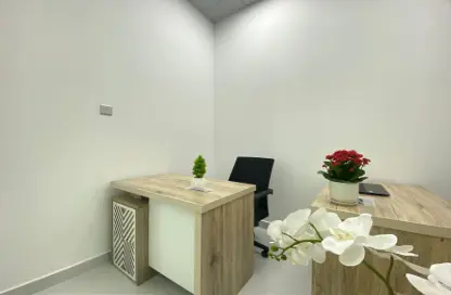 Business Centre - Studio - 1 Bathroom for rent in Red Avenue - Al Garhoud - Dubai