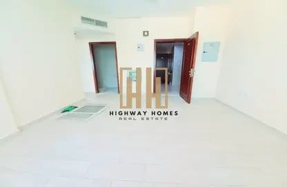 Apartment - 1 Bedroom - 1 Bathroom for rent in Muwailih Building - Muwaileh - Sharjah