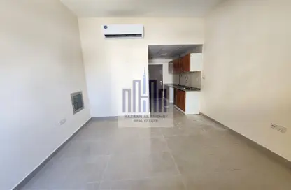 Apartment - 1 Bedroom - 1 Bathroom for rent in Fire Station Road - Muwaileh - Sharjah