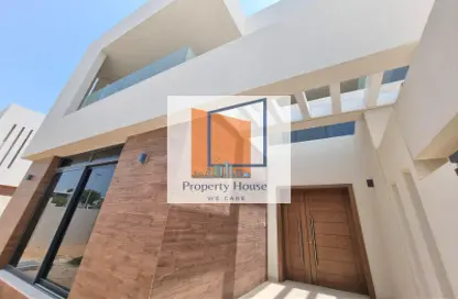 Villa - 5 Bedrooms - 7 Bathrooms for rent in West Yas - Yas Island - Abu Dhabi