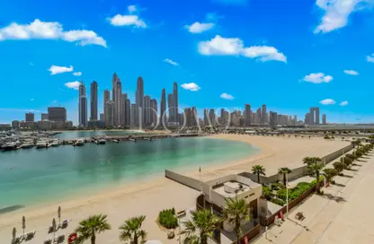 Apartment - 2 Bedrooms - 2 Bathrooms for sale in Marina Vista - EMAAR Beachfront - Dubai Harbour - Dubai