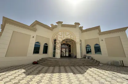 Villa - 4 Bedrooms - 5 Bathrooms for rent in Al Khawaneej 2 - Al Khawaneej - Dubai