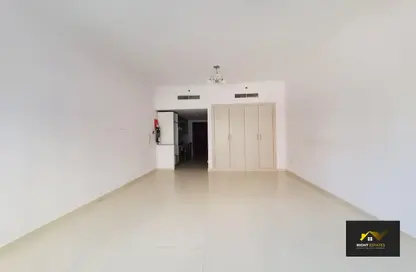 Apartment - 1 Bathroom for rent in Barsha Heights (Tecom) - Dubai