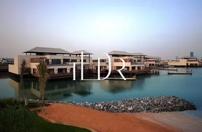 Villa - 5 Bedrooms for rent in Al Qurm - Abu Dhabi