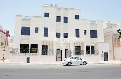 Villa - 4 Bedrooms - 5 Bathrooms for rent in Muroor Area - Abu Dhabi