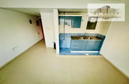 Apartment - 1 Bathroom for rent in Al Taawun Street - Al Taawun - Sharjah