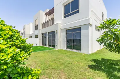 Villa - 4 Bedrooms - 5 Bathrooms for rent in Reem Townhouses - Town Square - Dubai