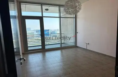 Apartment - 1 Bedroom - 2 Bathrooms for rent in Hamilton Tower - Business Bay - Dubai