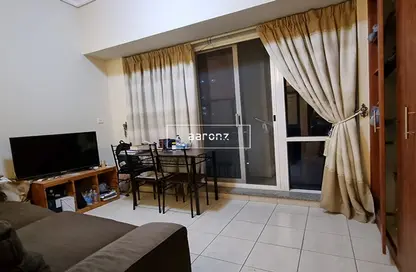 Apartment - 1 Bathroom for rent in Lake Terrace - JLT Cluster D - Jumeirah Lake Towers - Dubai