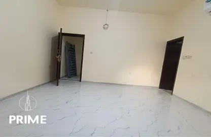 Apartment - 1 Bathroom for rent in Al Falah Street - City Downtown - Abu Dhabi