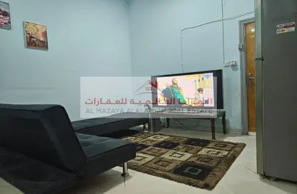 Apartment - Studio - 1 Bathroom for rent in Al Mamzar Tower - Al Mamzar - Sharjah - Sharjah