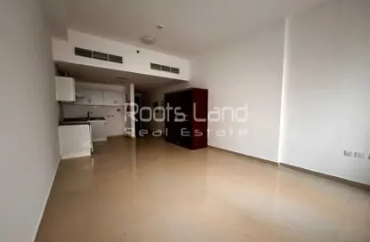 Apartment - 1 Bathroom for rent in Al Amir Residence - Jumeirah Village Circle - Dubai