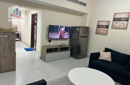 Apartment - 1 Bathroom for rent in New Al Taawun Road - Al Taawun - Sharjah