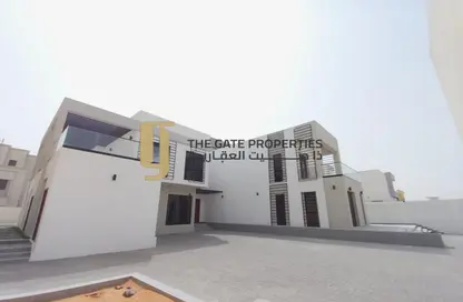 Villa - 6 Bedrooms for rent in Madinat Al Riyad - Abu Dhabi