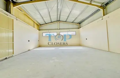 Warehouse - Studio - 1 Bathroom for rent in Wadi AL AIN 1 - Al Noud - Al Ain