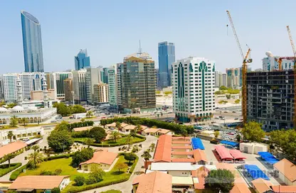 Apartment - 3 Bedrooms - 3 Bathrooms for rent in Wave tower - Corniche Road - Abu Dhabi