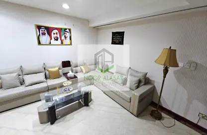 Office Space - Studio - 2 Bathrooms for rent in Warba Center - Al Muraqqabat - Deira - Dubai