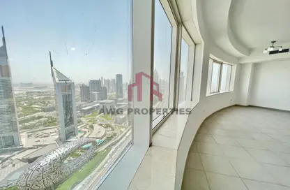 Apartment - 2 Bedrooms - 4 Bathrooms for rent in Blue Tower - Sheikh Zayed Road - Dubai