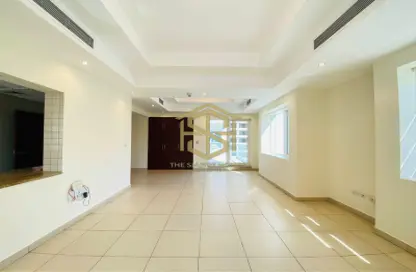 Apartment - 2 Bedrooms - 3 Bathrooms for rent in Bin Hendi Tower - Mankhool - Bur Dubai - Dubai