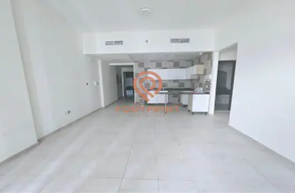 Apartment - 1 Bedroom - 2 Bathrooms for rent in Hamza Tower - Dubai Sports City - Dubai