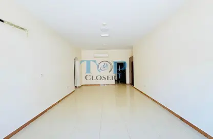 Apartment - 3 Bedrooms - 3 Bathrooms for rent in Al Khrais - Al Jimi - Al Ain