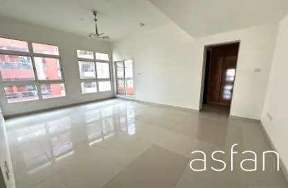 Apartment - 3 Bedrooms - 4 Bathrooms for rent in Smark 4 - Al Nahda 1 - Al Nahda - Dubai