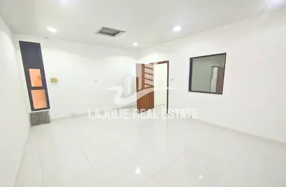 Office Space - Studio - 1 Bathroom for rent in Khalifa Street - Abu Dhabi