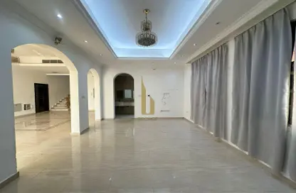 Villa - 5 Bedrooms - 5 Bathrooms for rent in Al Quoz 2 - Al Quoz - Dubai