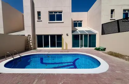 Villa - 4 Bedrooms - 4 Bathrooms for rent in Umm Suqeim 1 Villas - Umm Suqeim 1 - Umm Suqeim - Dubai