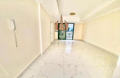 Apartment - 1 Bedroom - 2 Bathrooms for rent in Muwaileh 29 Building - Muwaileh - Sharjah