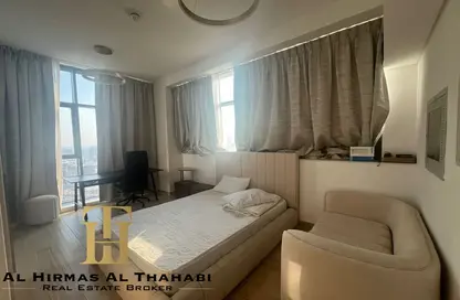 Apartment - 1 Bathroom for rent in Regina Tower - Jumeirah Village Circle - Dubai