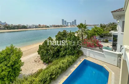 Villa - 4 Bedrooms - 5 Bathrooms for rent in Signature Villas - Palm Jumeirah - Dubai