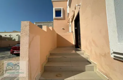 Apartment - 2 Bedrooms - 2 Bathrooms for rent in Khalifa City A Villas - Khalifa City A - Khalifa City - Abu Dhabi