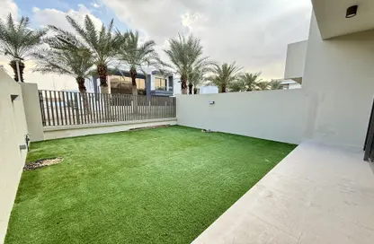 Villa - 4 Bedrooms - 6 Bathrooms for rent in District 1C - Jumeirah Village Triangle - Dubai